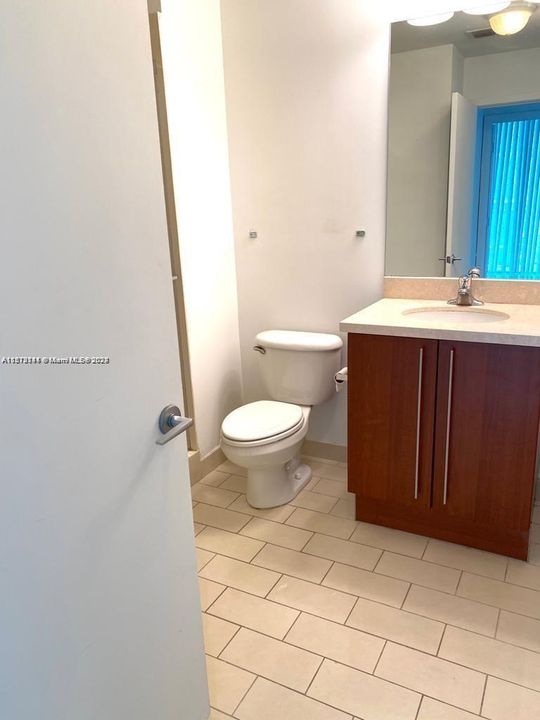 Active With Contract: $3,790 (2 beds, 2 baths, 1100 Square Feet)