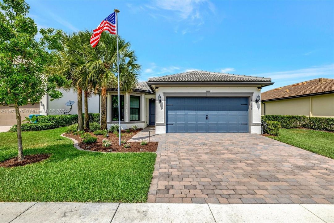 Recently Sold: $699,900 (3 beds, 2 baths, 1777 Square Feet)