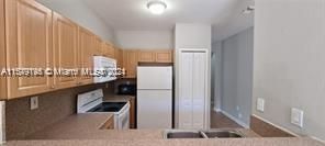 For Sale: $268,500 (3 beds, 2 baths, 1166 Square Feet)