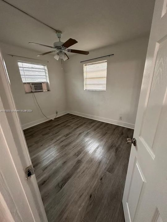Recently Rented: $1,695 (2 beds, 1 baths, 1238 Square Feet)