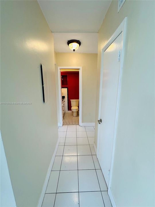 For Rent: $2,400 (1 beds, 1 baths, 625 Square Feet)