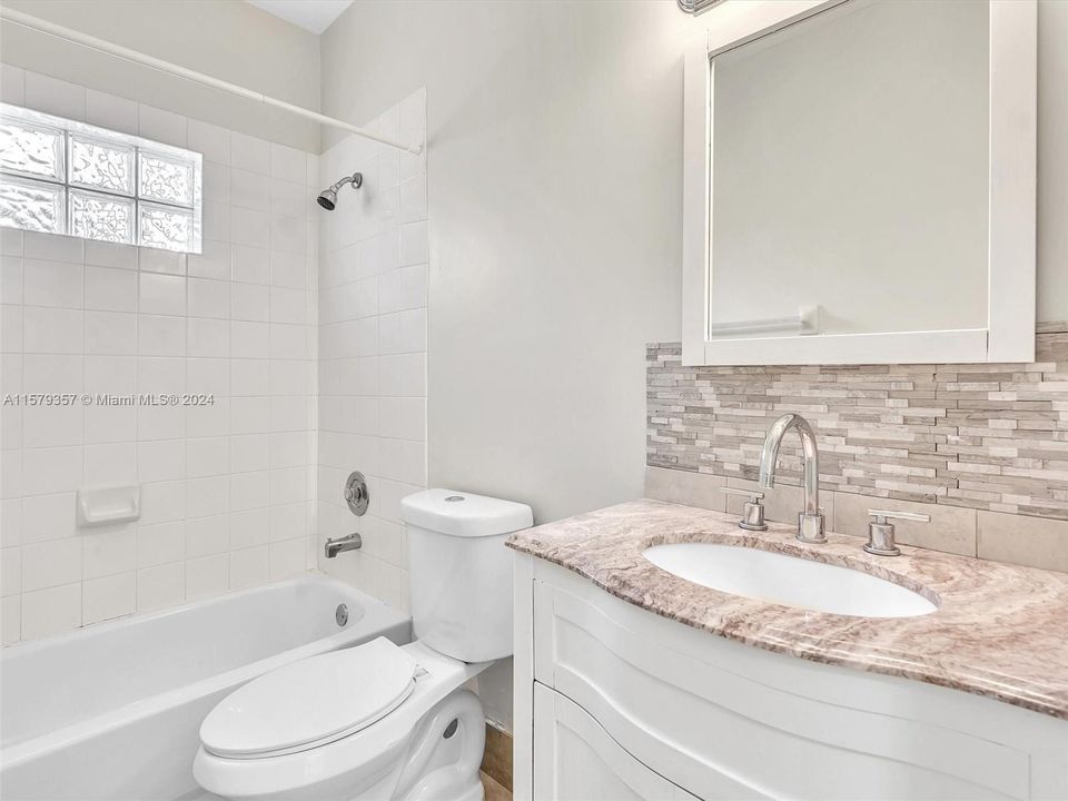 Active With Contract: $625,000 (3 beds, 2 baths, 1495 Square Feet)
