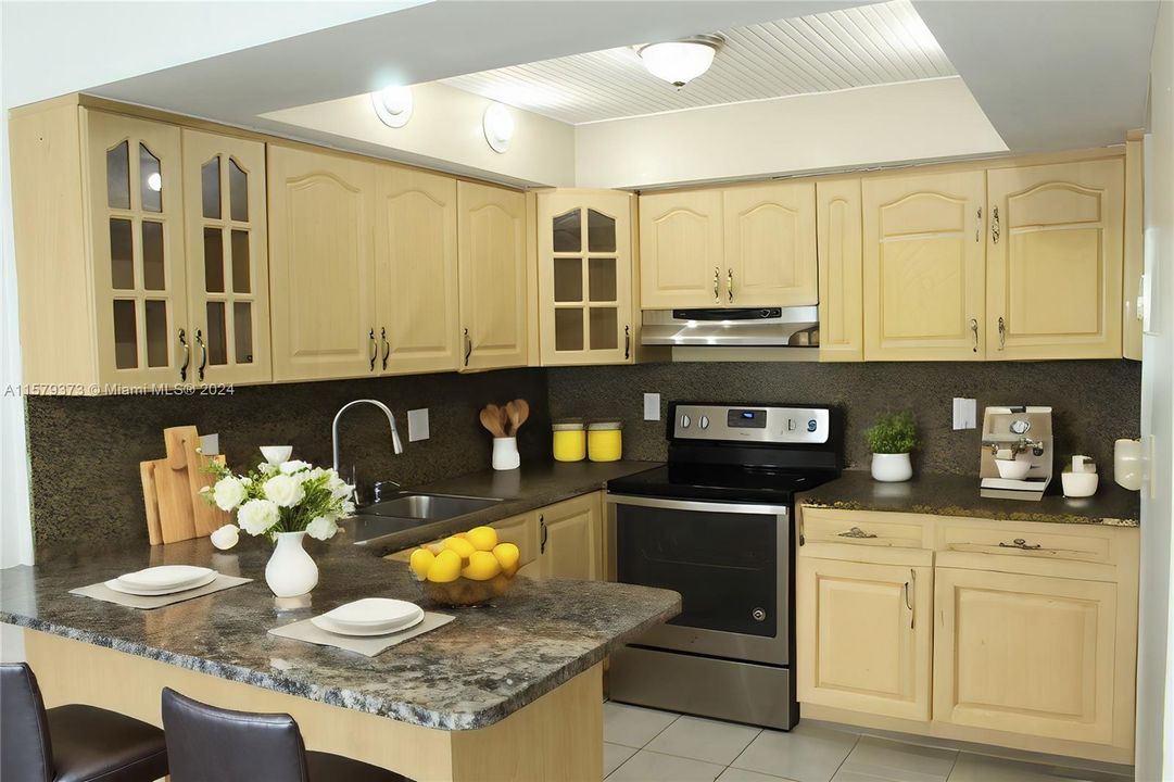 Vendido Recientemente: $208,000 (1 camas, 1 baños, 712 Pies cuadrados)