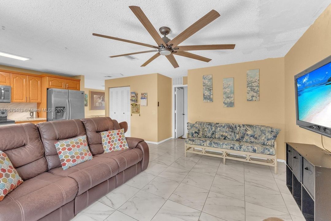 Recently Sold: $540,000 (3 beds, 2 baths, 1844 Square Feet)