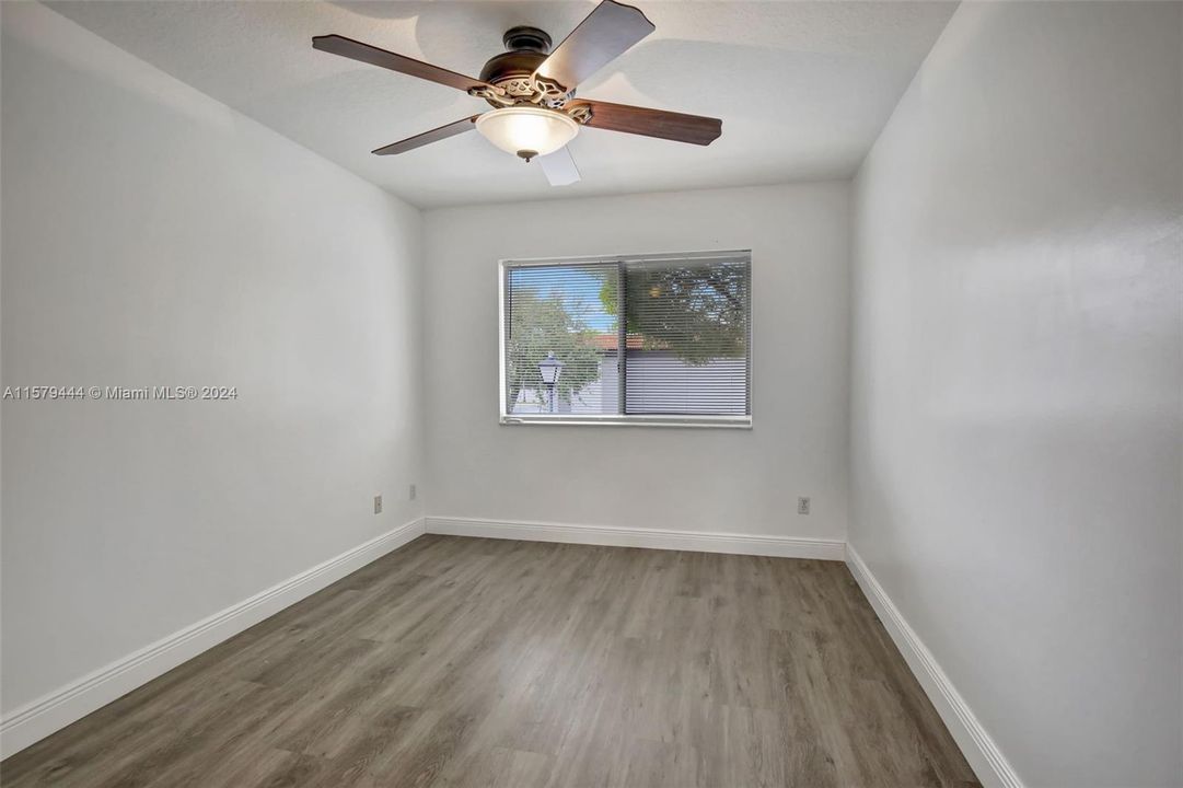For Rent: $3,350 (3 beds, 2 baths, 1518 Square Feet)