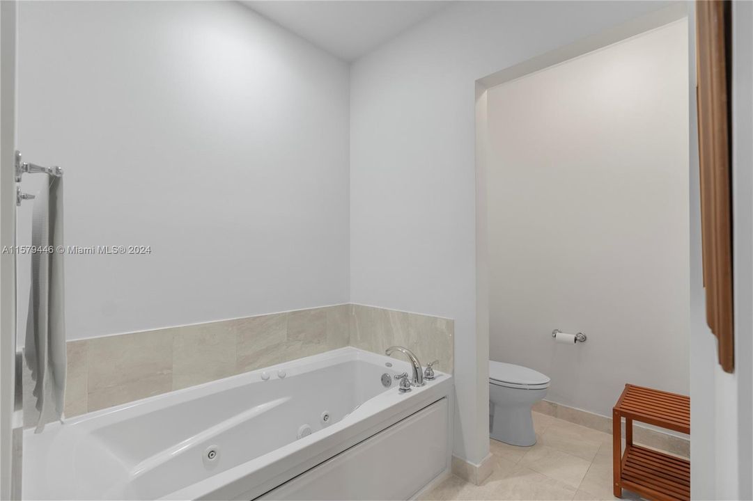 待售: $615,000 (2 贝兹, 2 浴室, 1594 平方英尺)