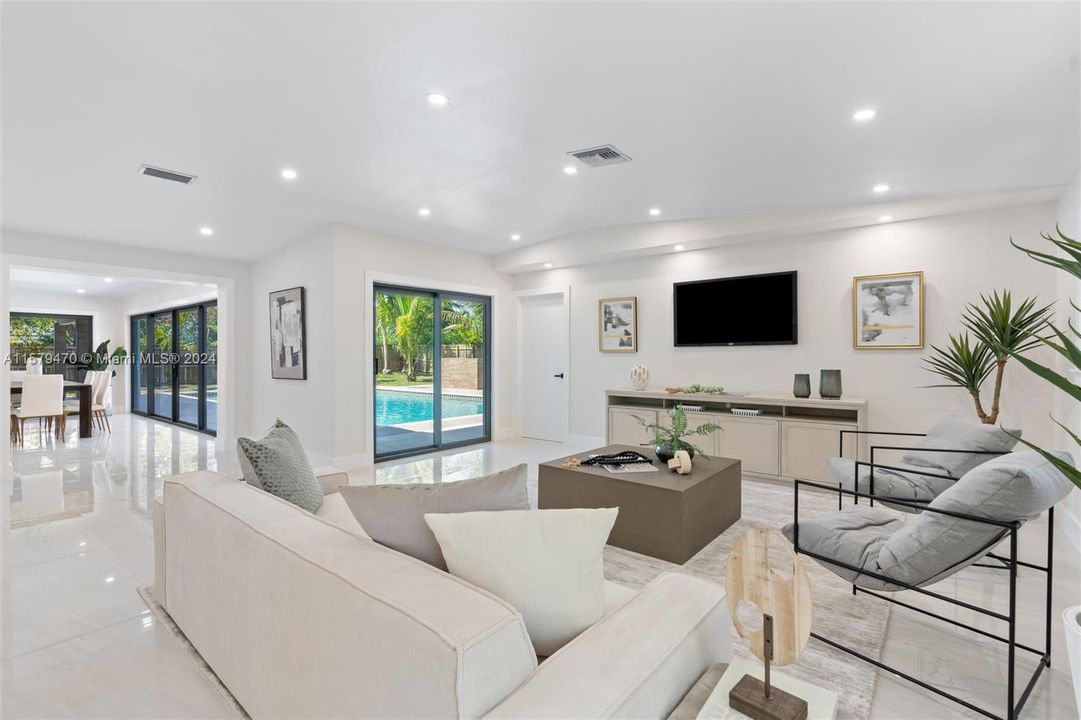 For Sale: $1,850,000 (4 beds, 3 baths, 2714 Square Feet)