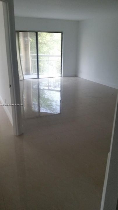 En Venta: $285,000 (1 camas, 1 baños, 710 Pies cuadrados)