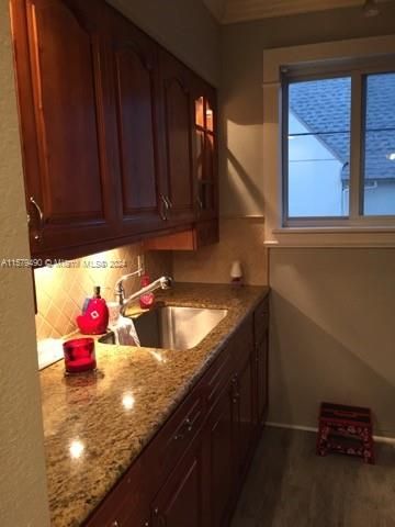 For Rent: $1,700 (0 beds, 1 baths, 442 Square Feet)