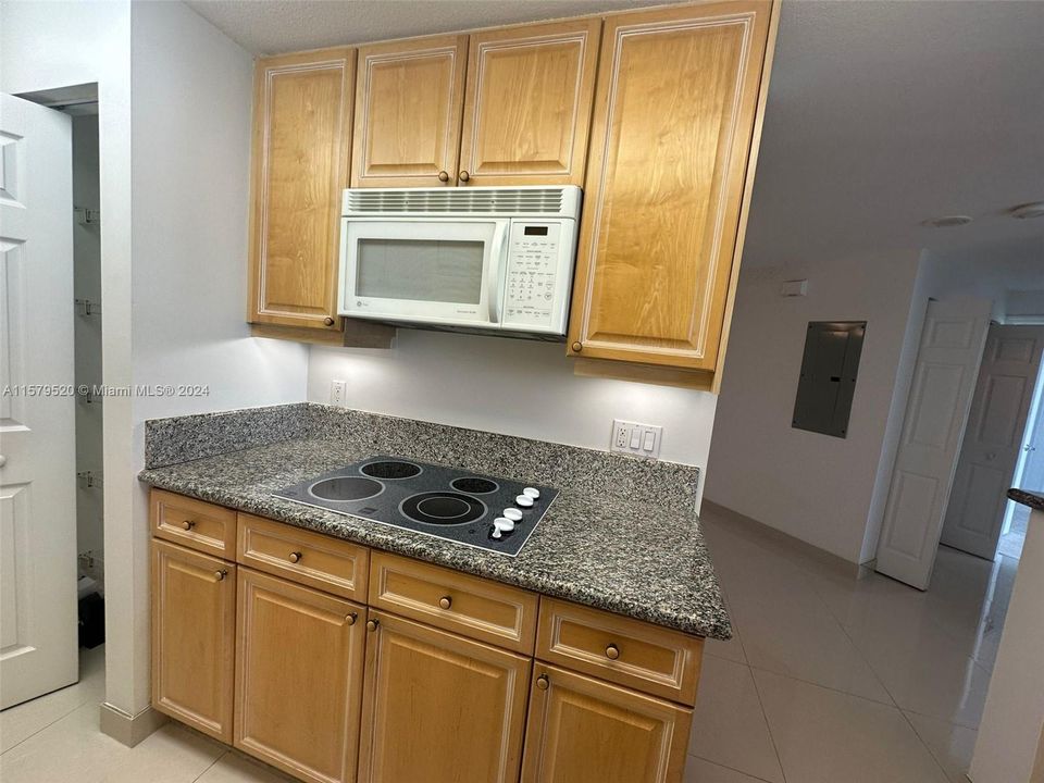 For Rent: $6,950 (2 beds, 2 baths, 1800 Square Feet)