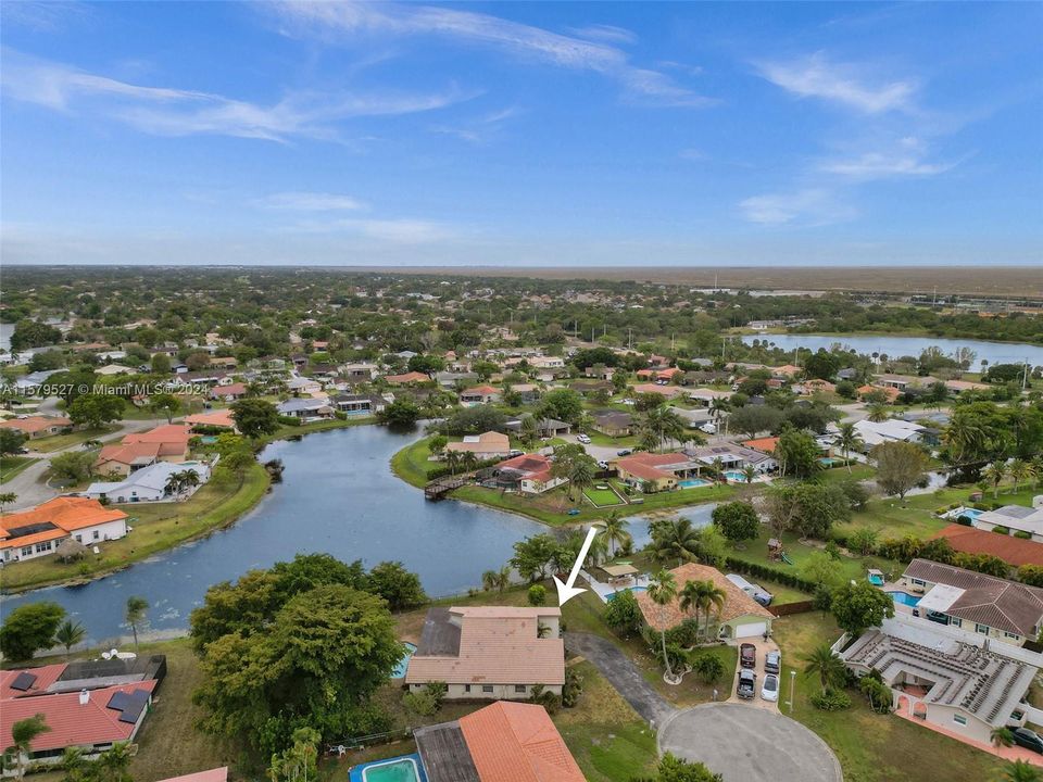 For Sale: $650,000 (4 beds, 2 baths, 2145 Square Feet)