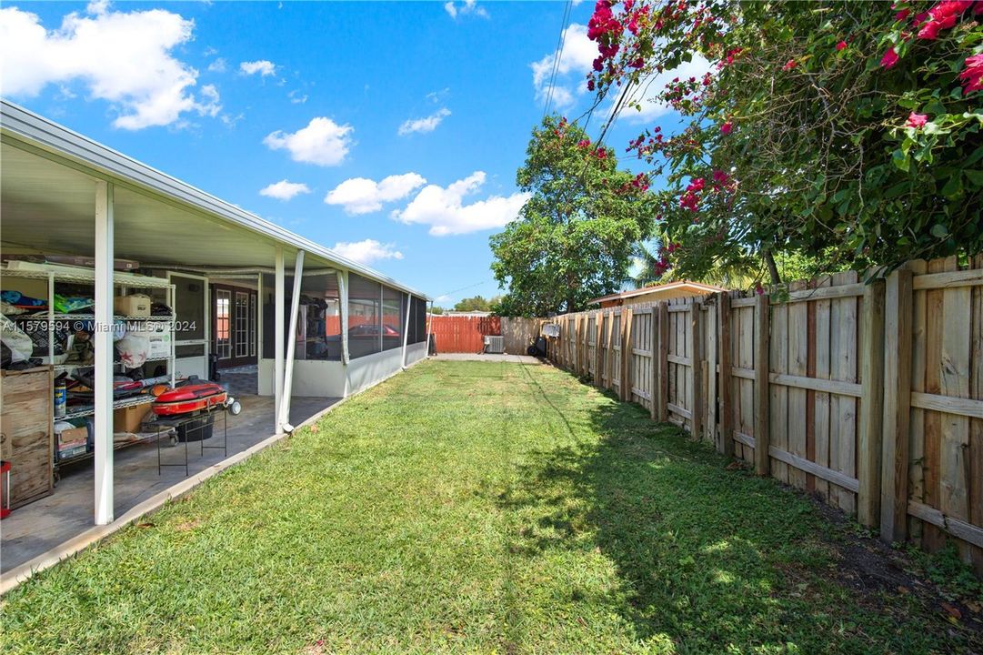 Active With Contract: $639,000 (4 beds, 2 baths, 1896 Square Feet)