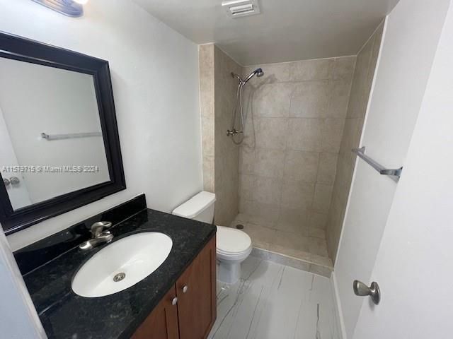 For Rent: $2,200 (2 beds, 2 baths, 1175 Square Feet)