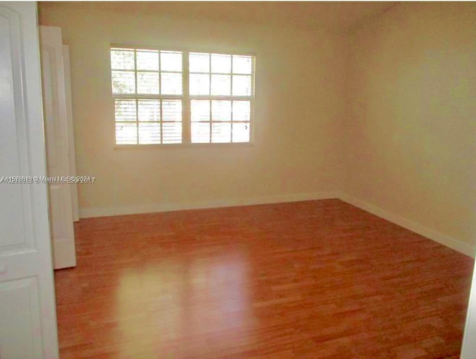 Recently Rented: $2,650 (2 beds, 2 baths, 1258 Square Feet)