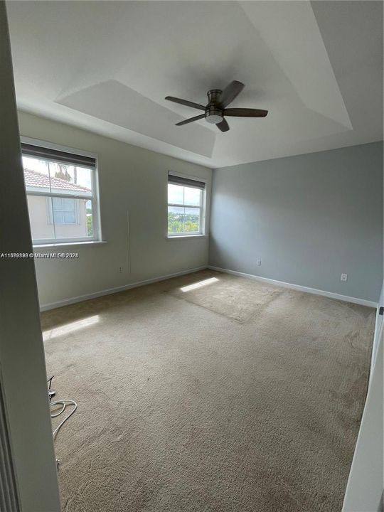 Active With Contract: $3,100 (2 beds, 2 baths, 1491 Square Feet)