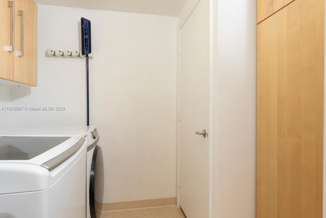 Full Size Laundry Room with Pantry