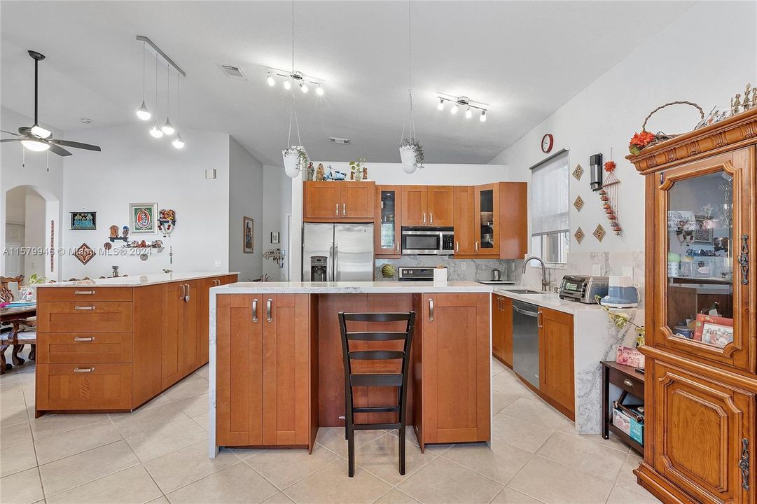 Active With Contract: $660,000 (4 beds, 2 baths, 1855 Square Feet)