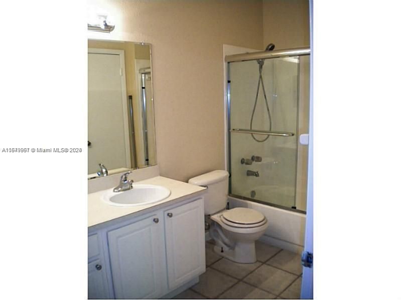 Недавно арендовано: $1,900 (1 спален, 1 ванн, 628 Квадратных фут)