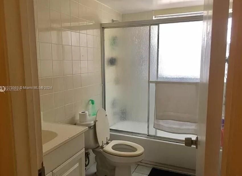 For Rent: $1,835 (2 beds, 1 baths, 800 Square Feet)