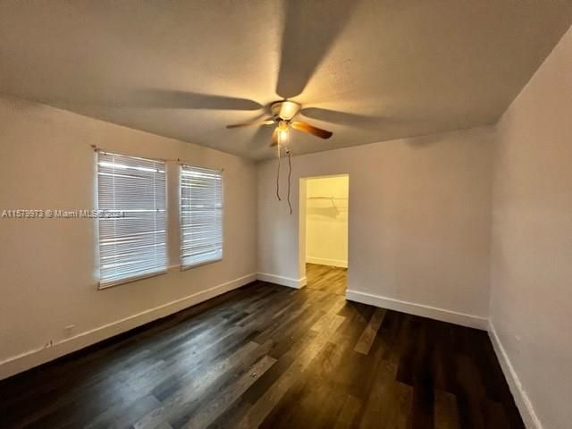 For Rent: $2,175 (2 beds, 1 baths, 1552 Square Feet)