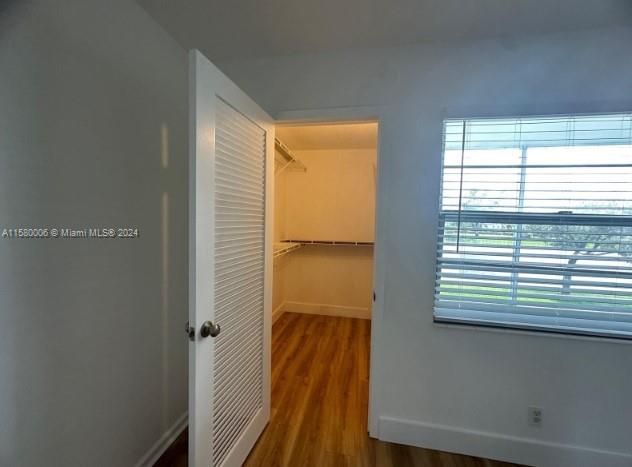 For Rent: $2,000 (2 beds, 2 baths, 896 Square Feet)