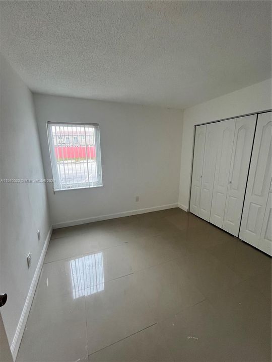 Active With Contract: $2,150 (3 beds, 2 baths, 1085 Square Feet)
