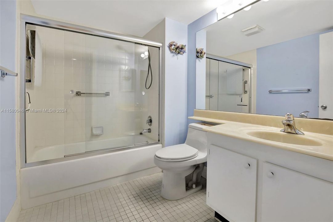 待售: $295,000 (2 贝兹, 2 浴室, 1507 平方英尺)