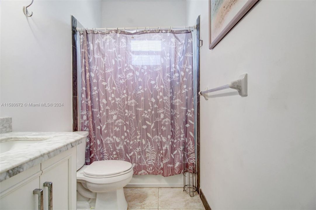 待售: $695,000 (3 贝兹, 2 浴室, 2090 平方英尺)