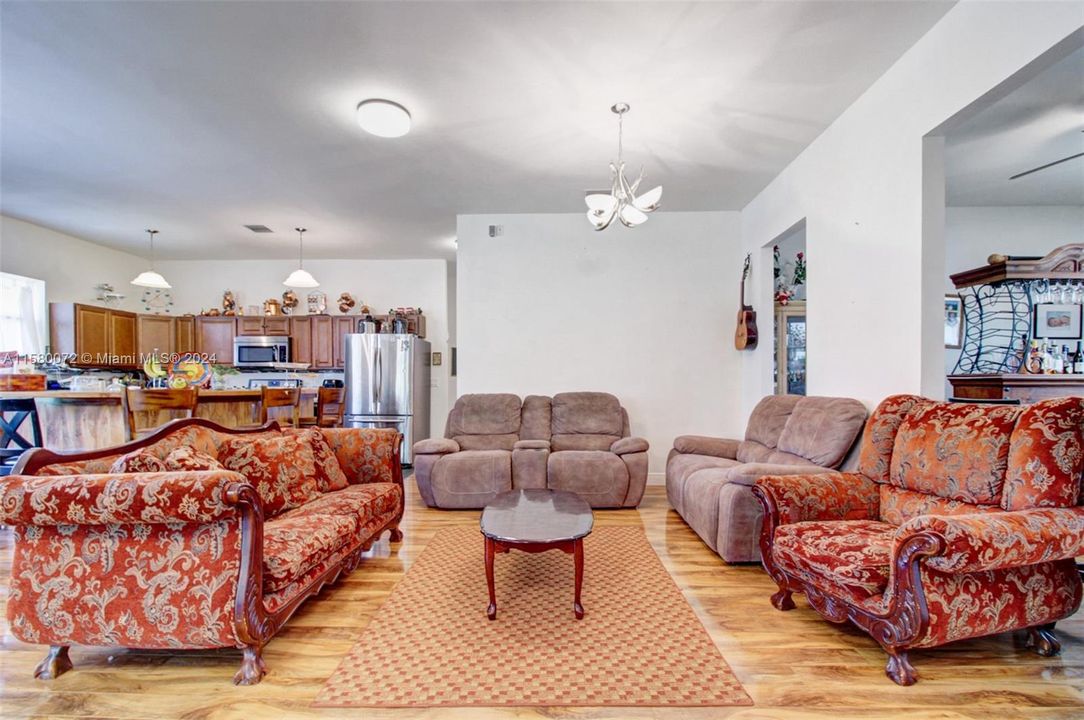 For Sale: $695,000 (3 beds, 2 baths, 2090 Square Feet)