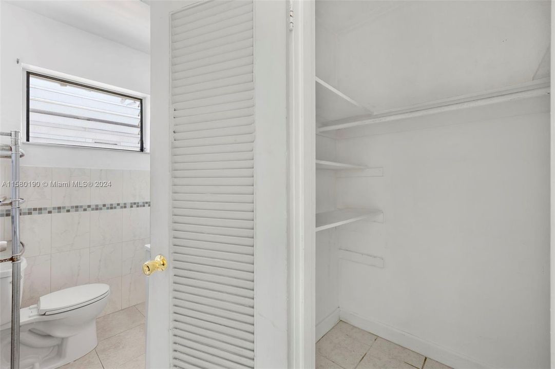 Недавно арендовано: $2,000 (2 спален, 1 ванн, 800 Квадратных фут)