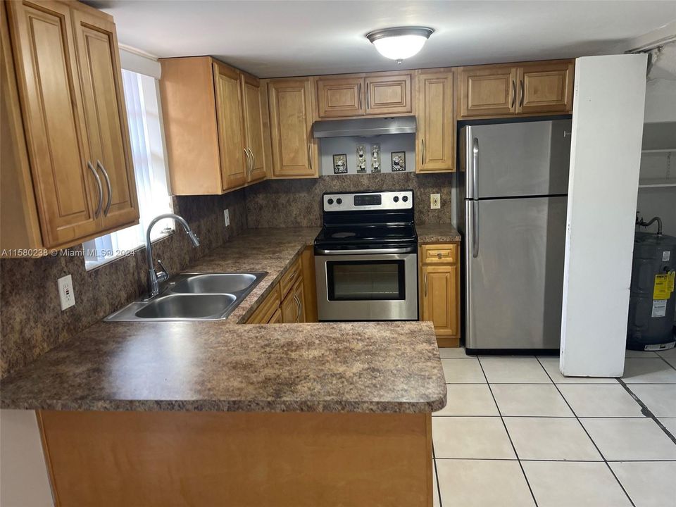 For Sale: $379,900 (3 beds, 2 baths, 1224 Square Feet)