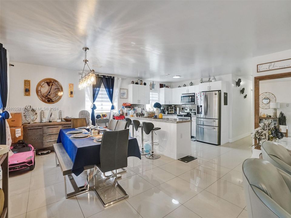 For Sale: $625,000 (4 beds, 2 baths, 1500 Square Feet)