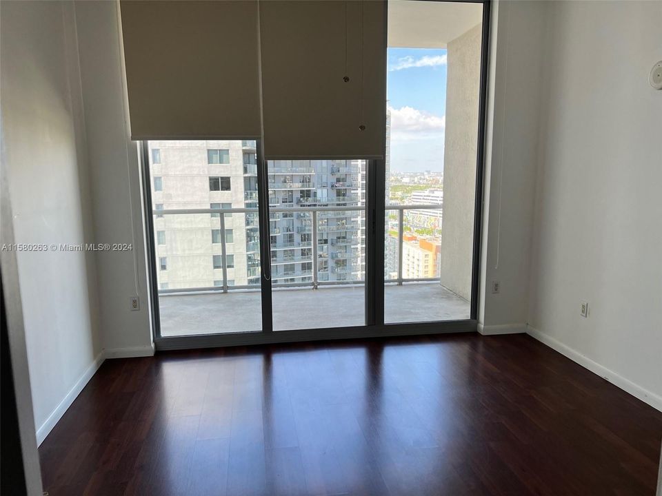 For Rent: $3,100 (1 beds, 1 baths, 588 Square Feet)