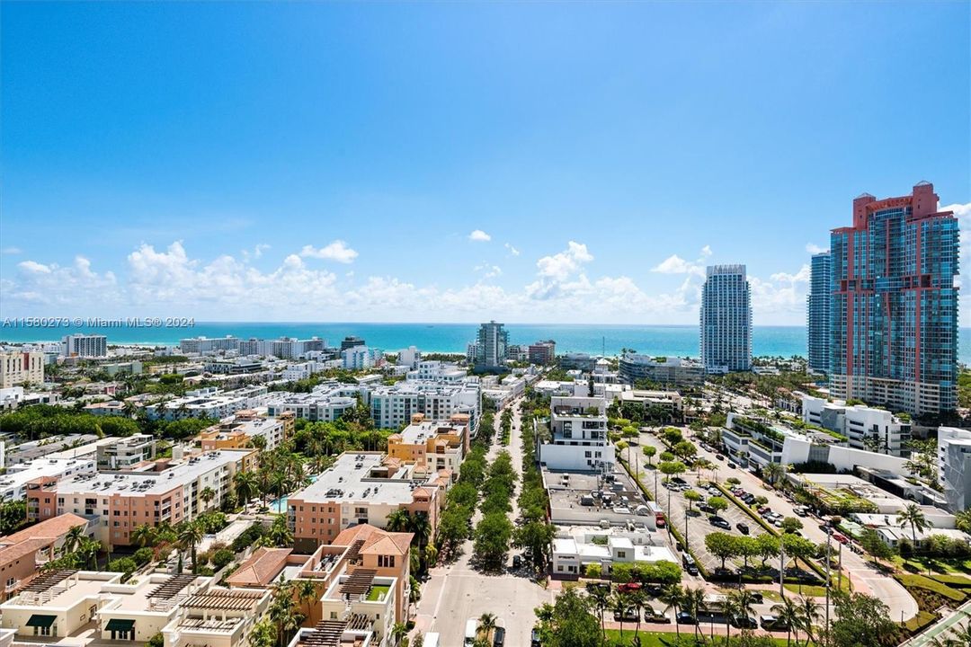 For Sale: $1,345,000 (2 beds, 2 baths, 1080 Square Feet)