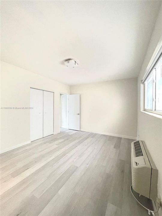 For Rent: $2,030 (1 beds, 1 baths, 680 Square Feet)