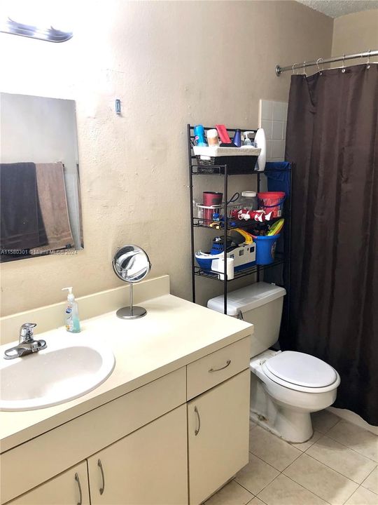 For Sale: $260,000 (1 beds, 1 baths, 755 Square Feet)