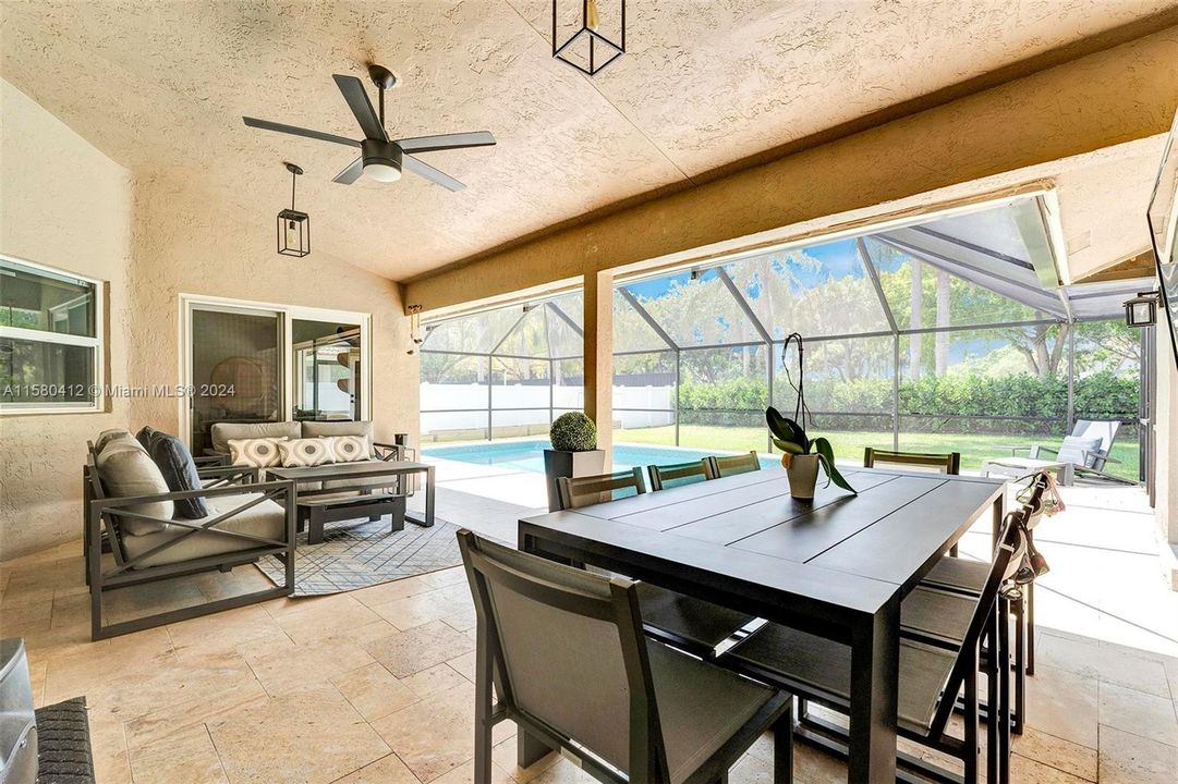 最近租的: $5,500 (4 贝兹, 2 浴室, 2504 平方英尺)