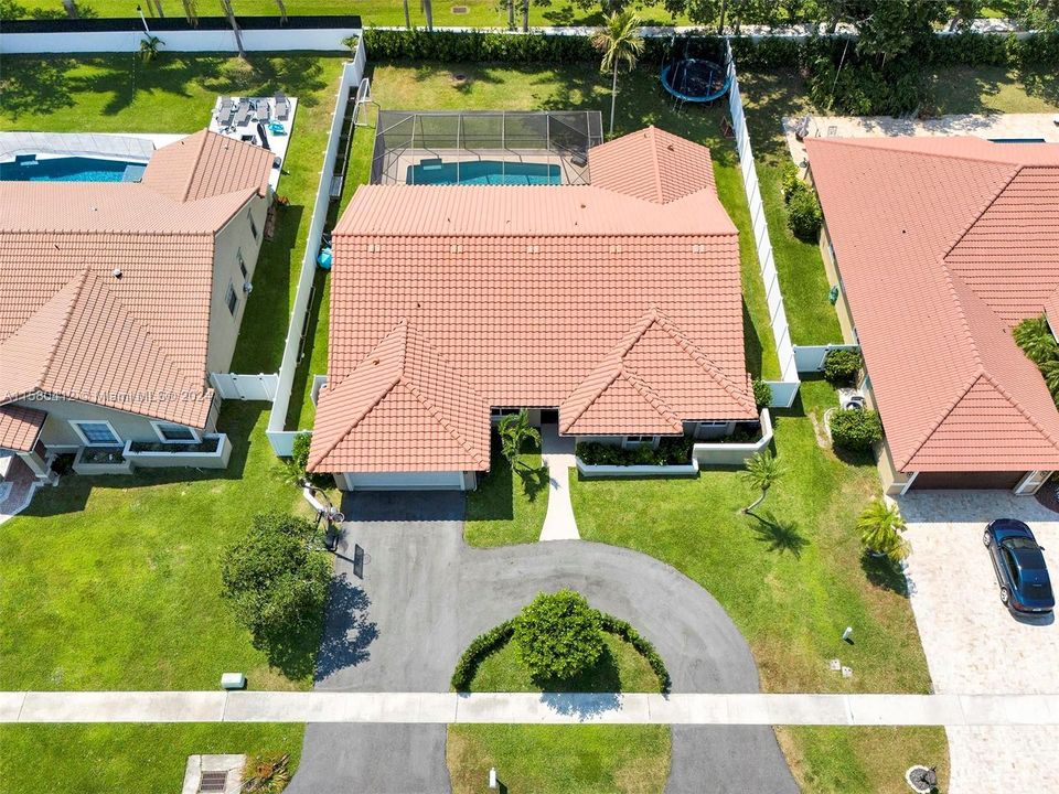 最近租的: $5,500 (4 贝兹, 2 浴室, 2504 平方英尺)