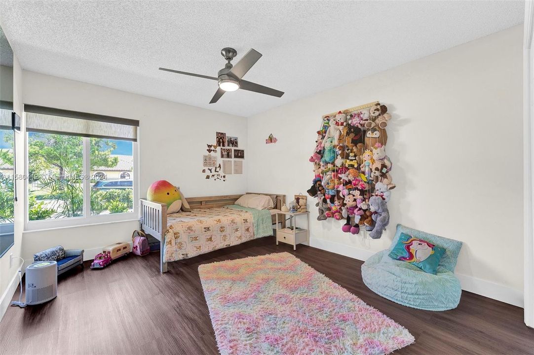 最近租的: $5,500 (4 贝兹, 2 浴室, 2504 平方英尺)