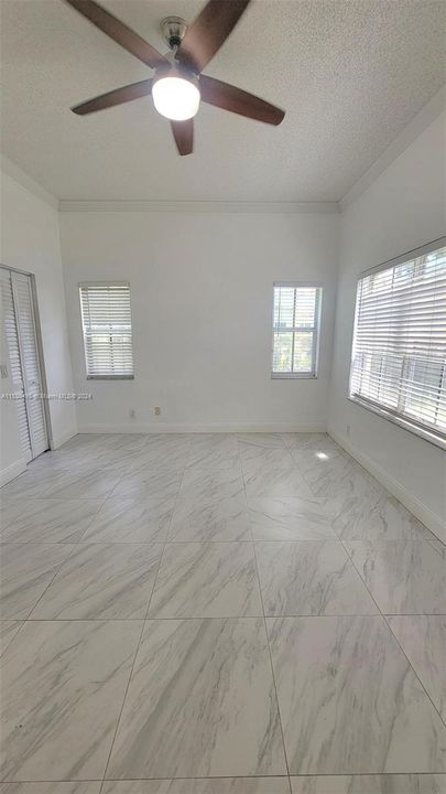 Active With Contract: $4,100 (3 beds, 2 baths, 1468 Square Feet)