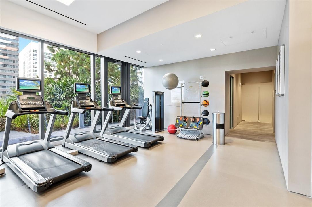 Recently Rented: $6,190 (2 beds, 2 baths, 1261 Square Feet)