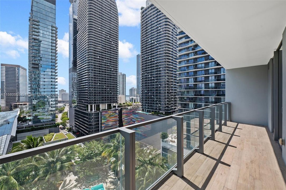 Recently Rented: $6,190 (2 beds, 2 baths, 1261 Square Feet)