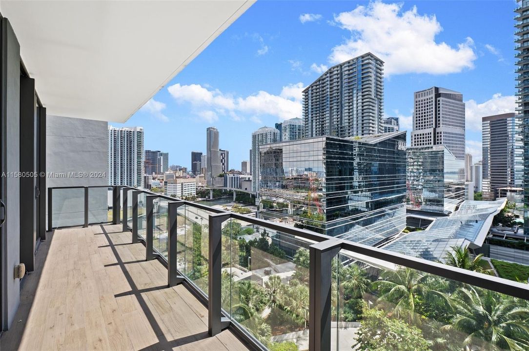 Active With Contract: $6,490 (2 beds, 2 baths, 1261 Square Feet)