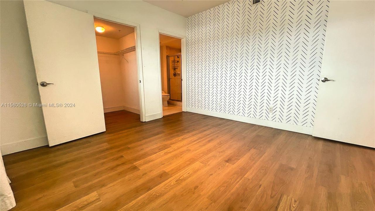 For Rent: $3,100 (2 beds, 2 baths, 1758 Square Feet)