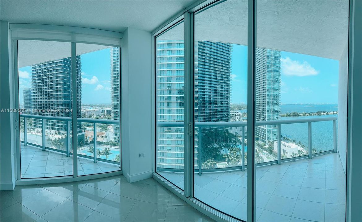 Active With Contract: $3,380 (1 beds, 1 baths, 828 Square Feet)