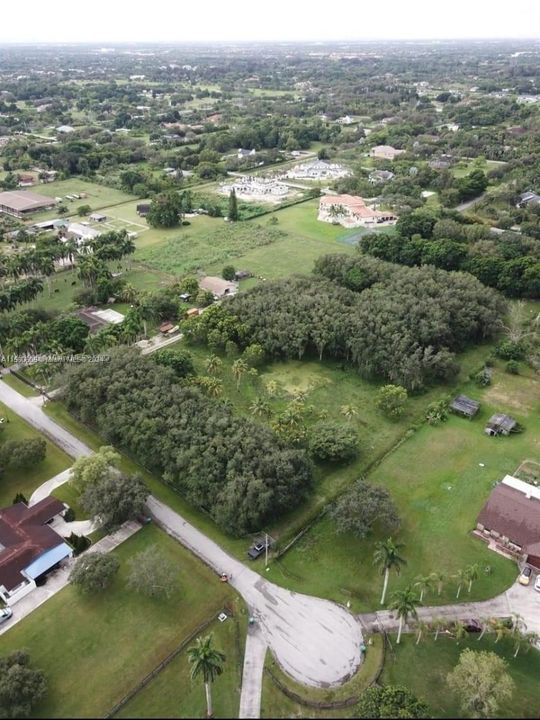 Recently Sold: $1,250,000 (2.33 acres)