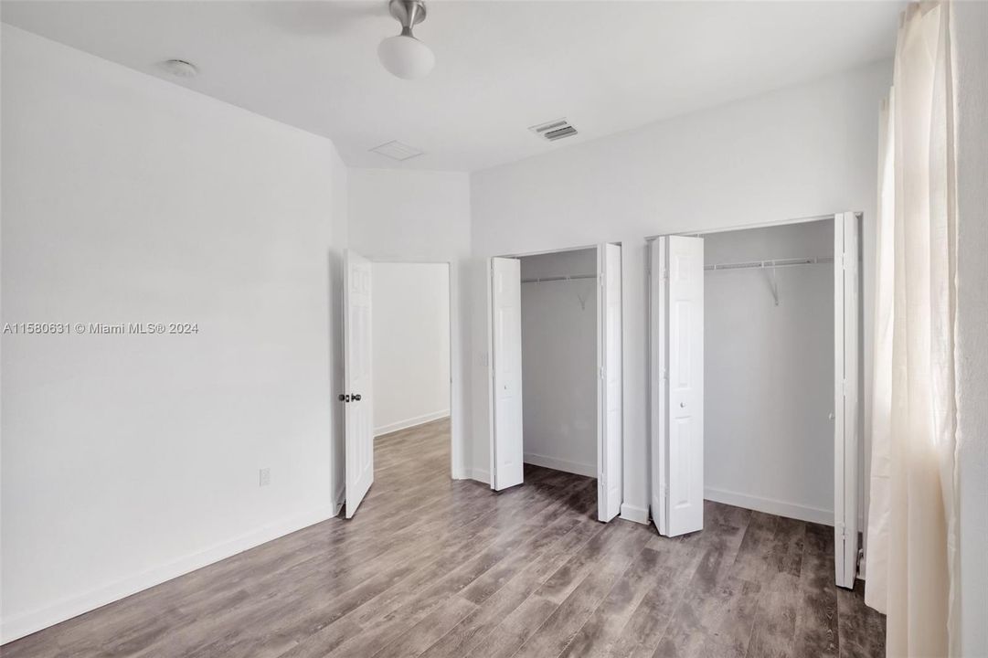 For Sale: $535,000 (3 beds, 2 baths, 2314 Square Feet)