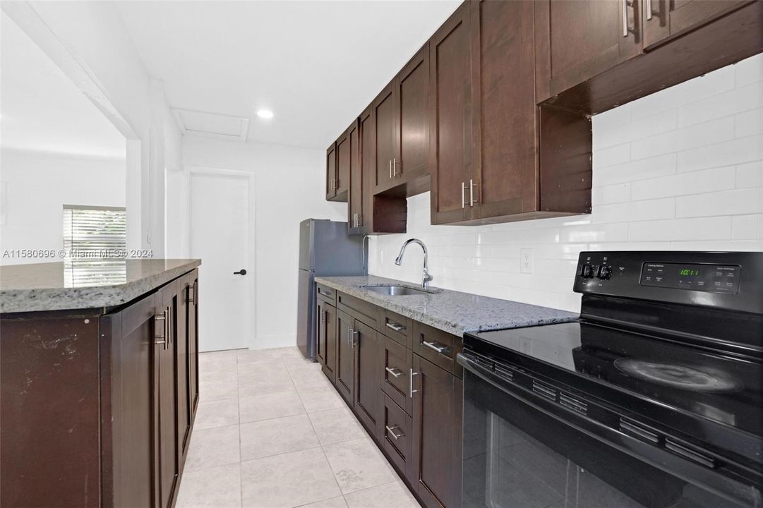 For Sale: $679,000 (4 beds, 2 baths, 1648 Square Feet)