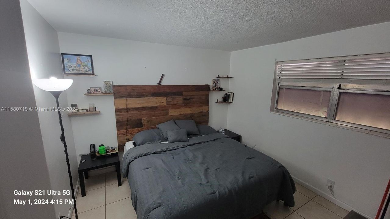 For Sale: $189,000 (1 beds, 1 baths, 640 Square Feet)