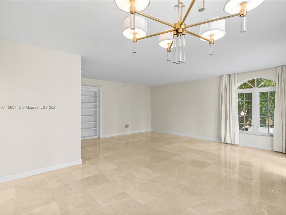 Active With Contract: $8,200 (3 beds, 2 baths, 2290 Square Feet)